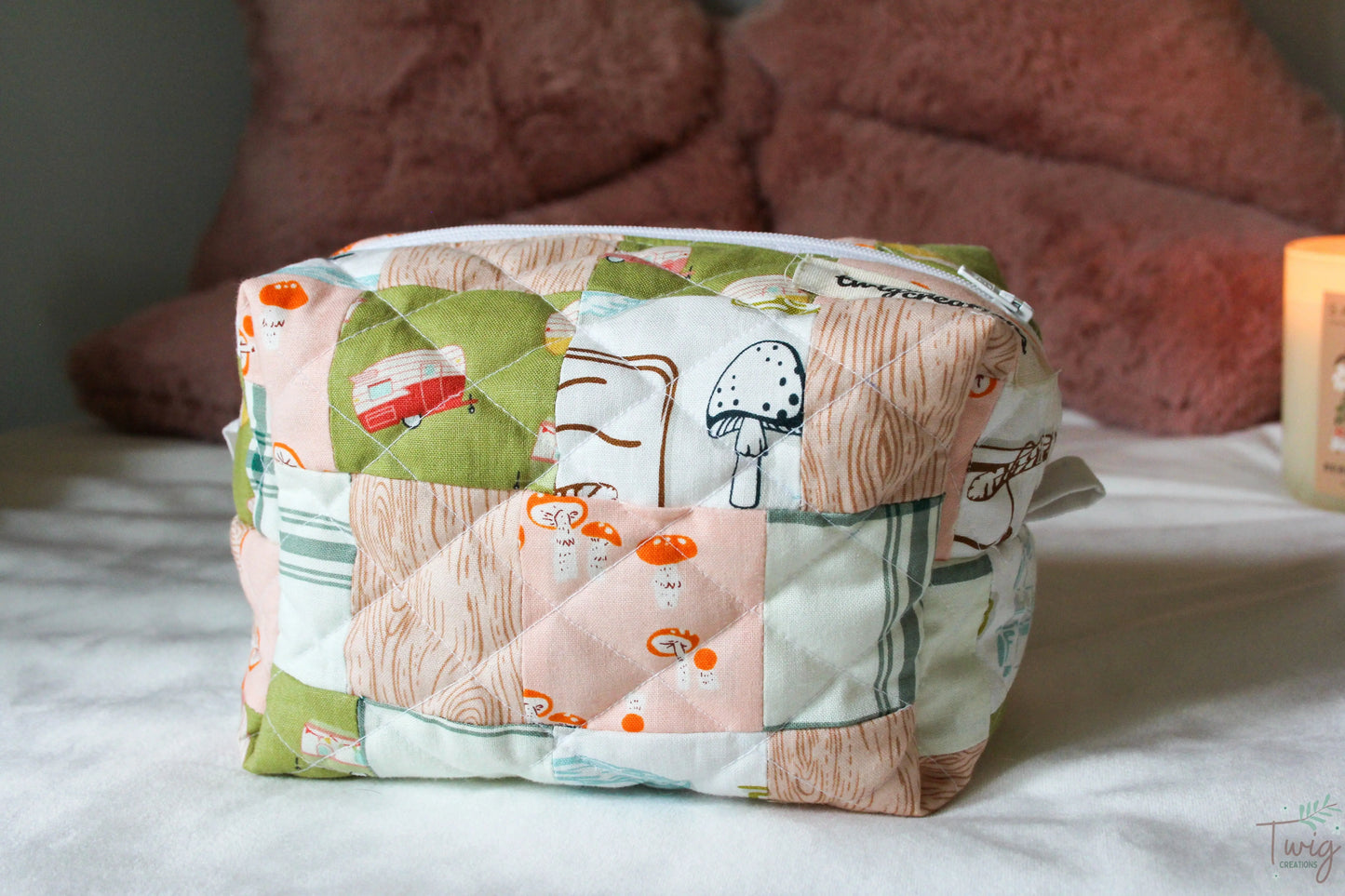 Nature Seeker Makeup Bag