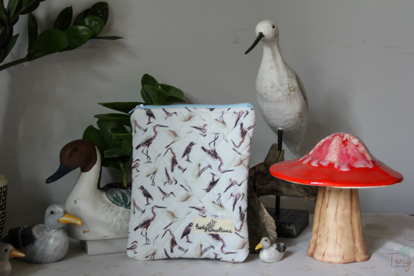 The Waterbirds Pouch
